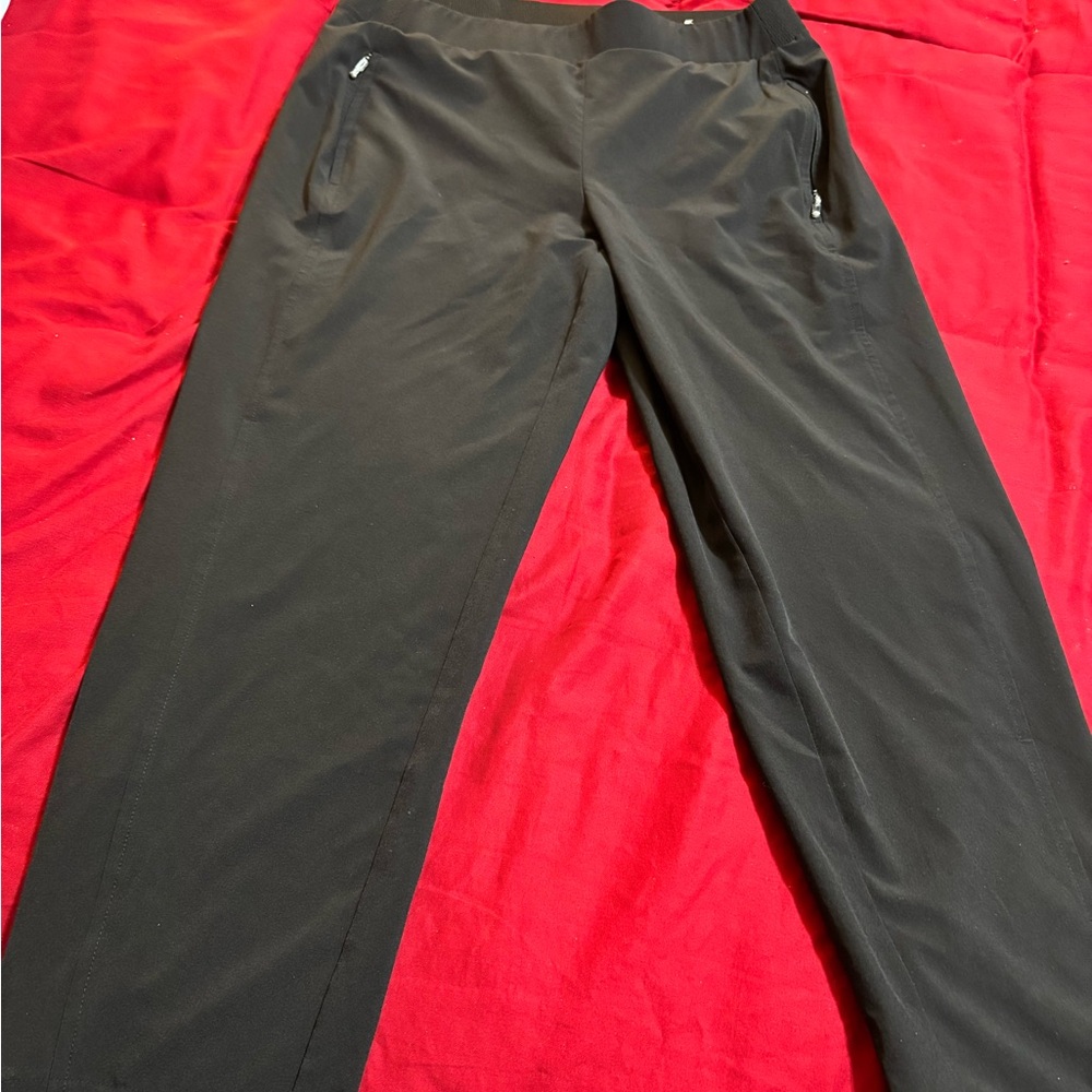 Chico's Black Ribbed Zynergy Pants